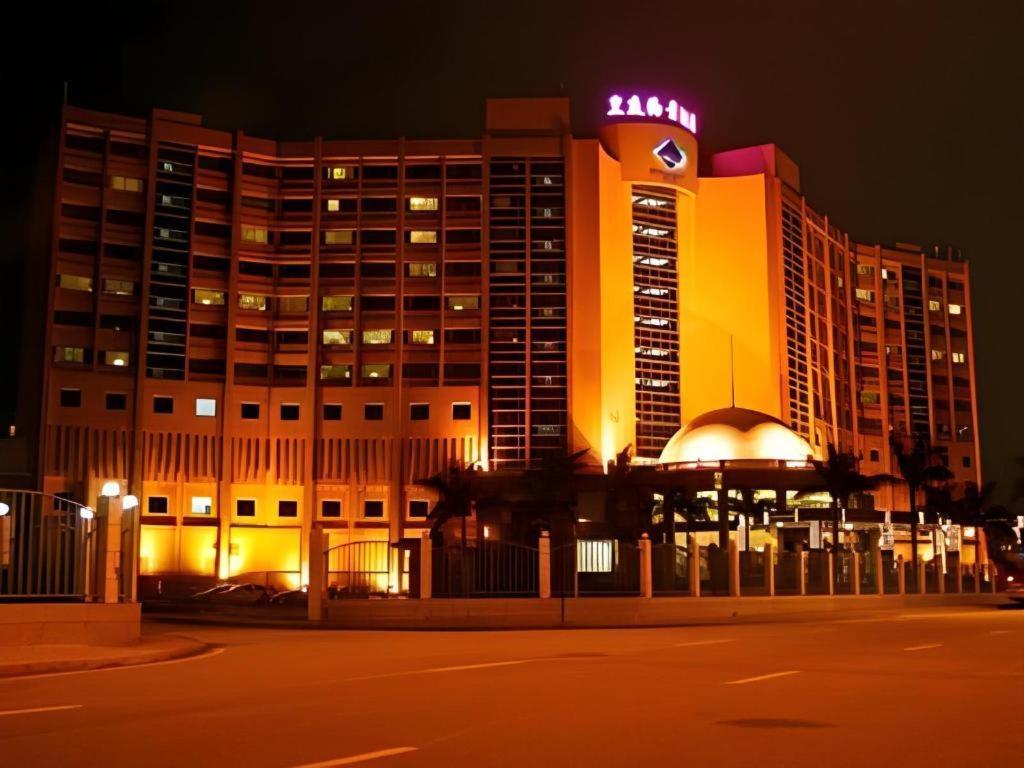 Hotel Marina Infante Macau