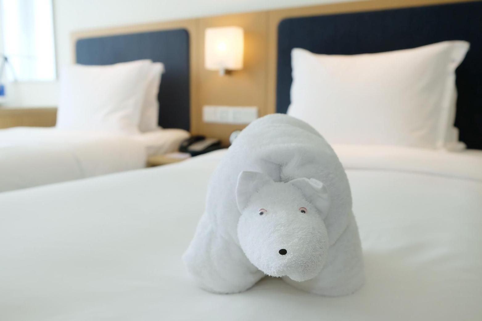 Hotel Express Centre By Ihg