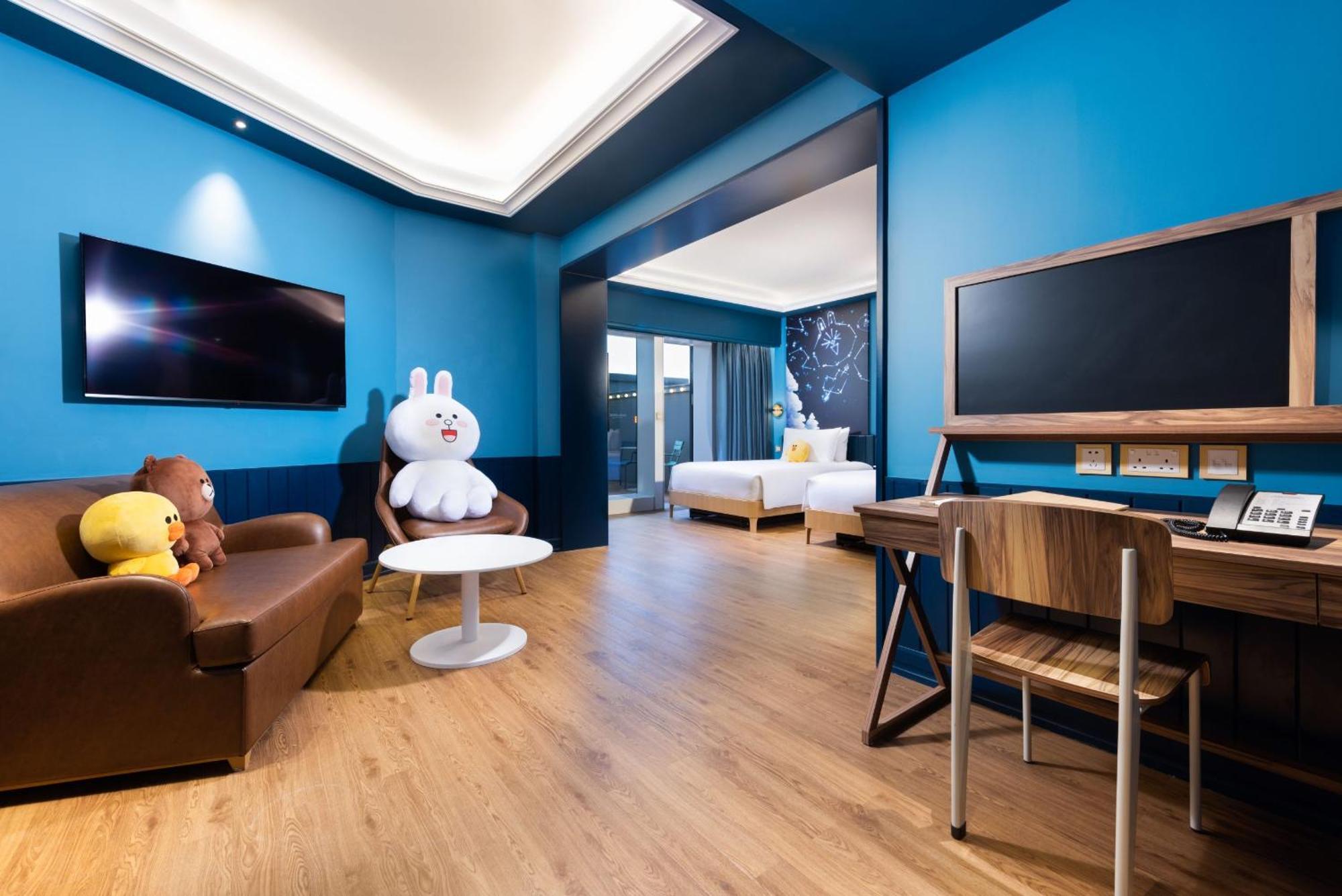 Line Friends Presents Casa De Amigo