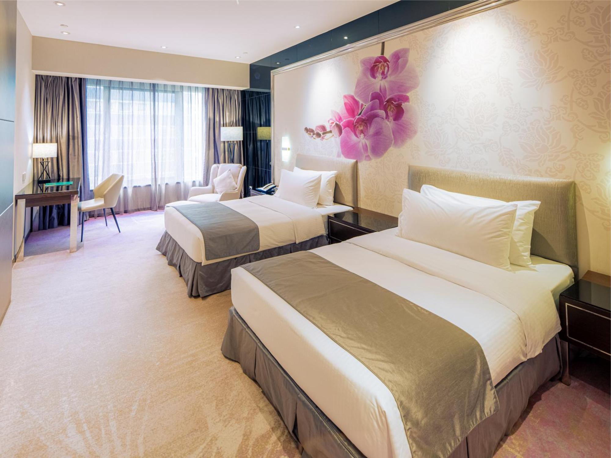Hotel Grand Emperor 4*