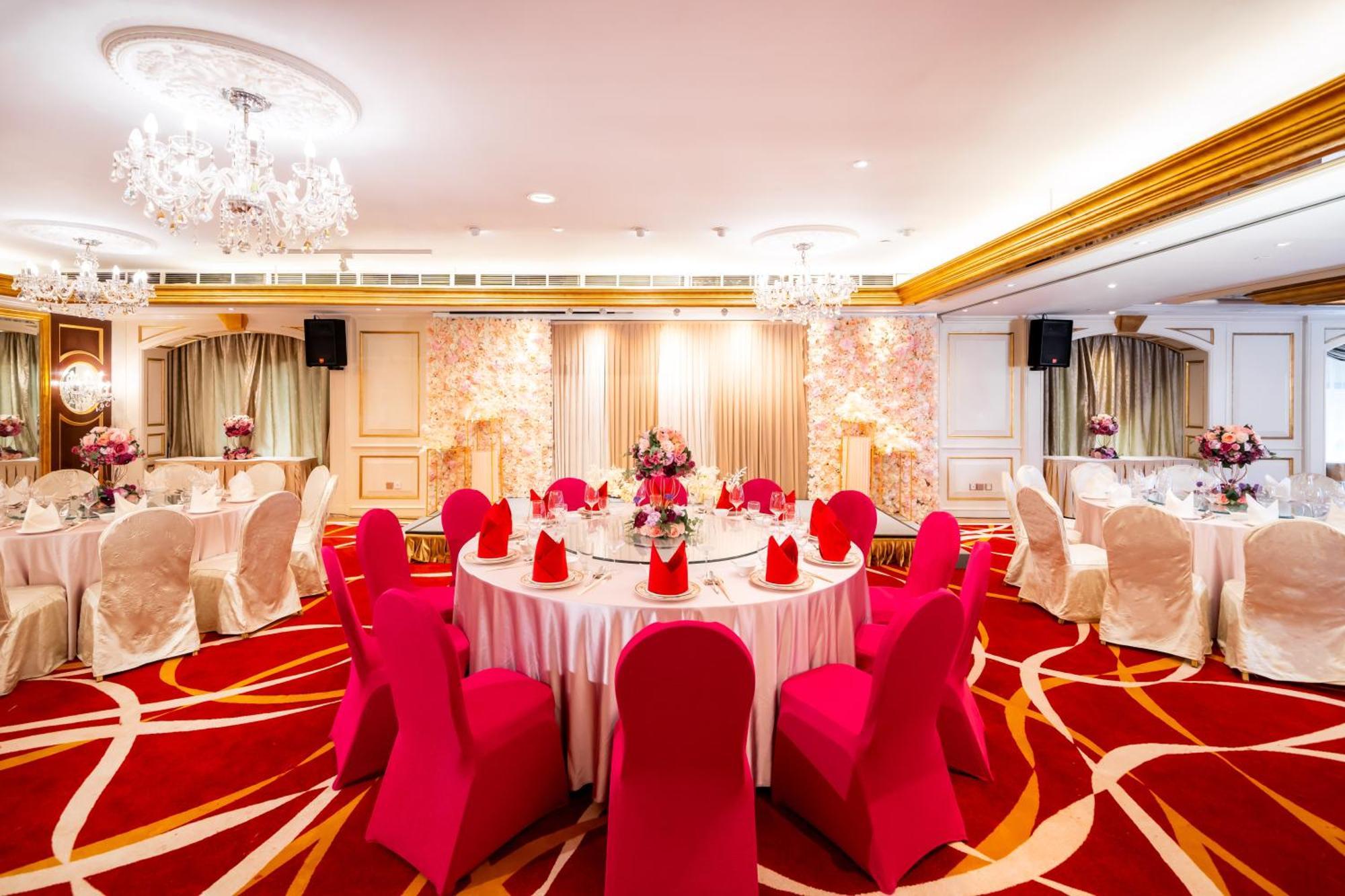 Hotel Grand Emperor 4*