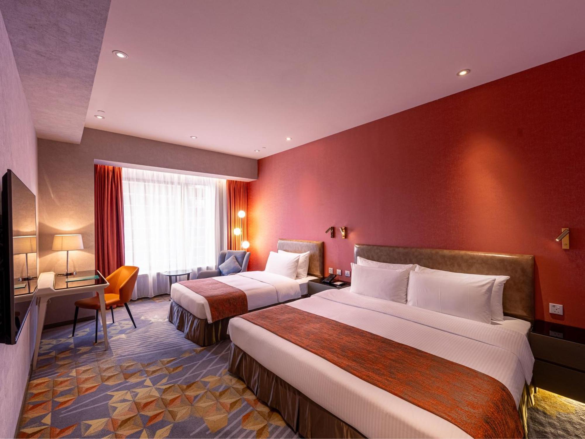 Grand Emperor Hotel