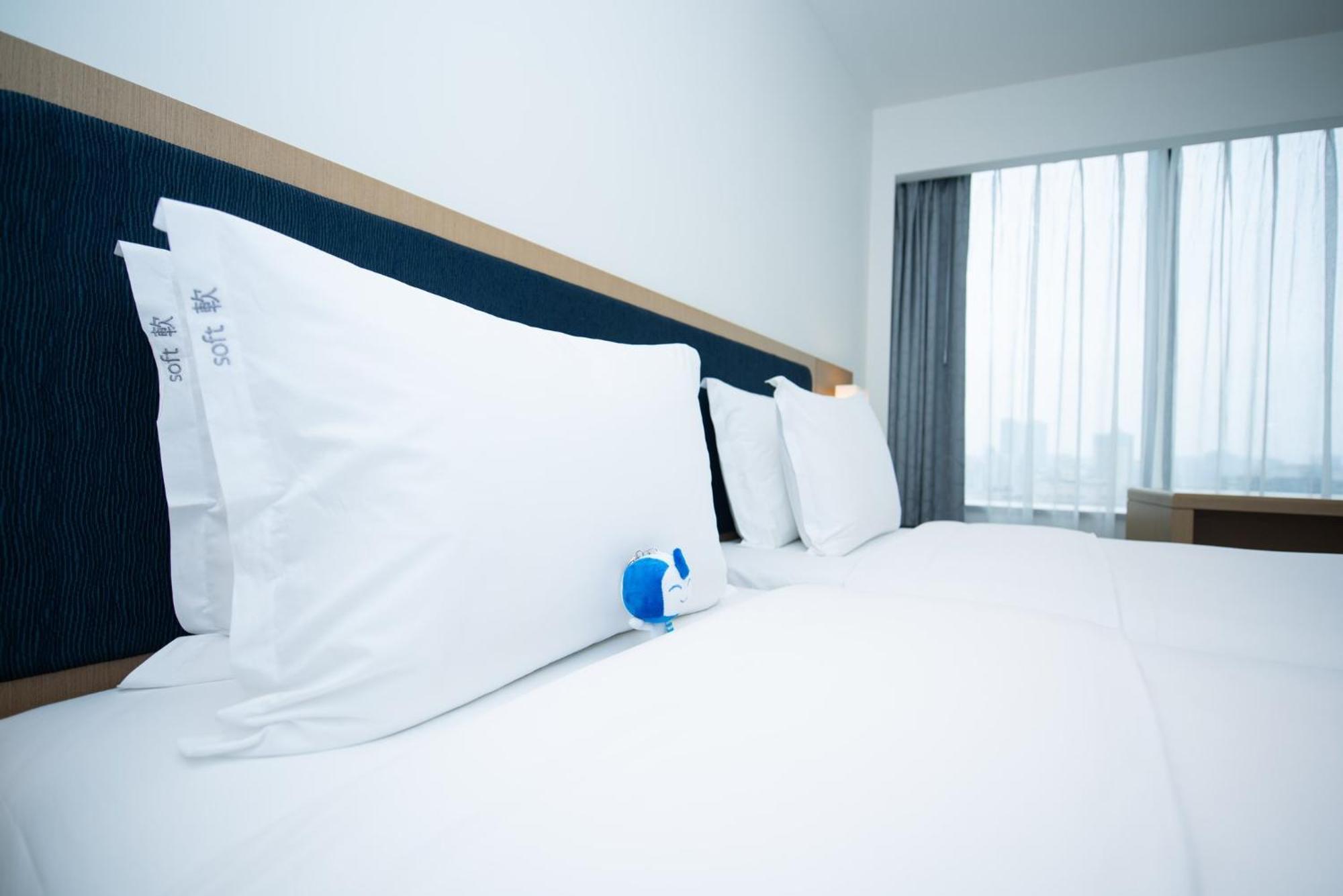 Hotel Express Centre By Ihg
