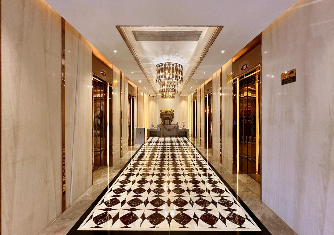 Grand Dragon Khách sạn 4*