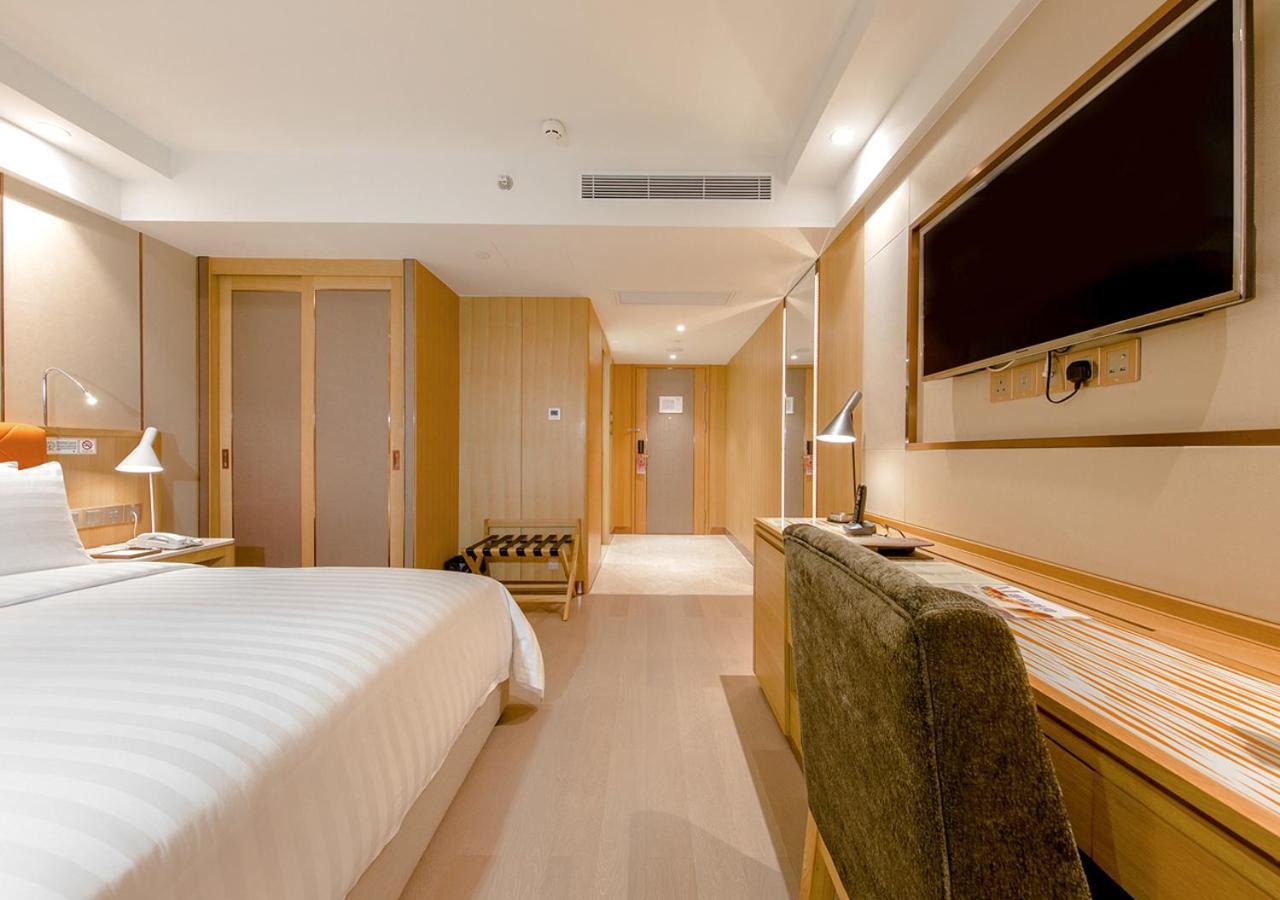 Royal Dragon 3* Macau