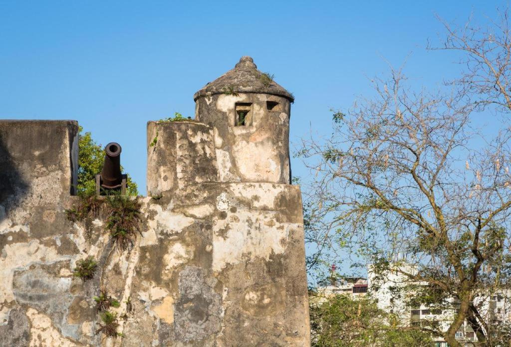 Towns Well Khách sạn