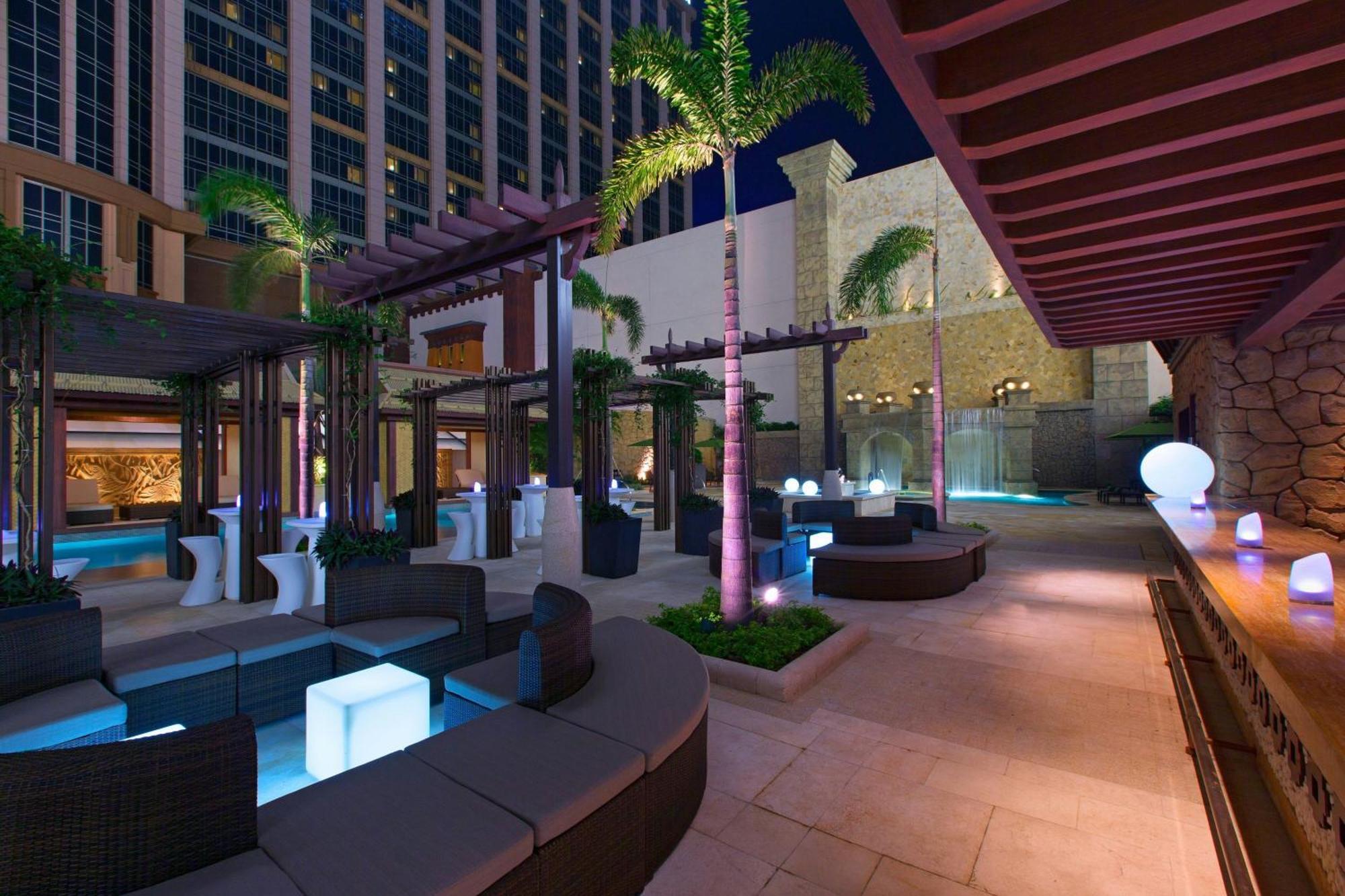 Londoner Grand, A Luxury Collection Hotel, Hotel 5*