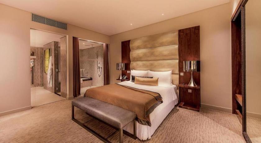 Of Dreams - The Countdown 4* Macau
