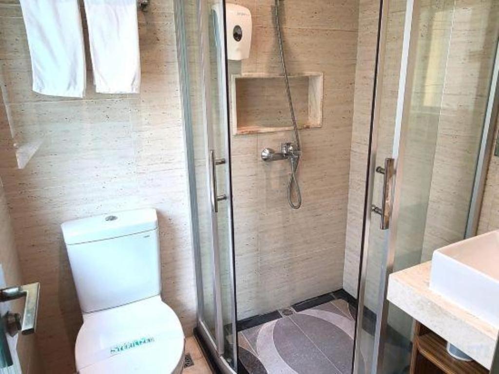 Khách sạn Hong Thai 2*