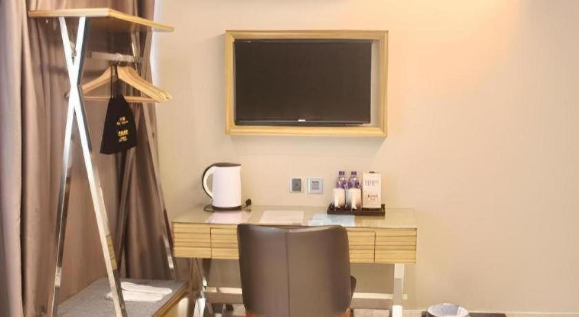 Khách sạn Hong Thai 2*