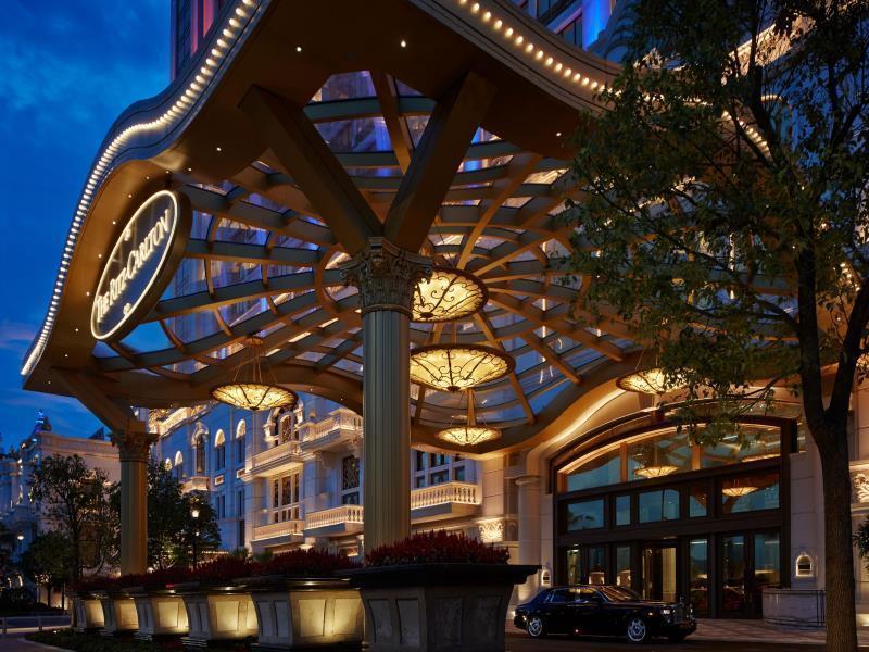 The Ritz-carlton, Hotel