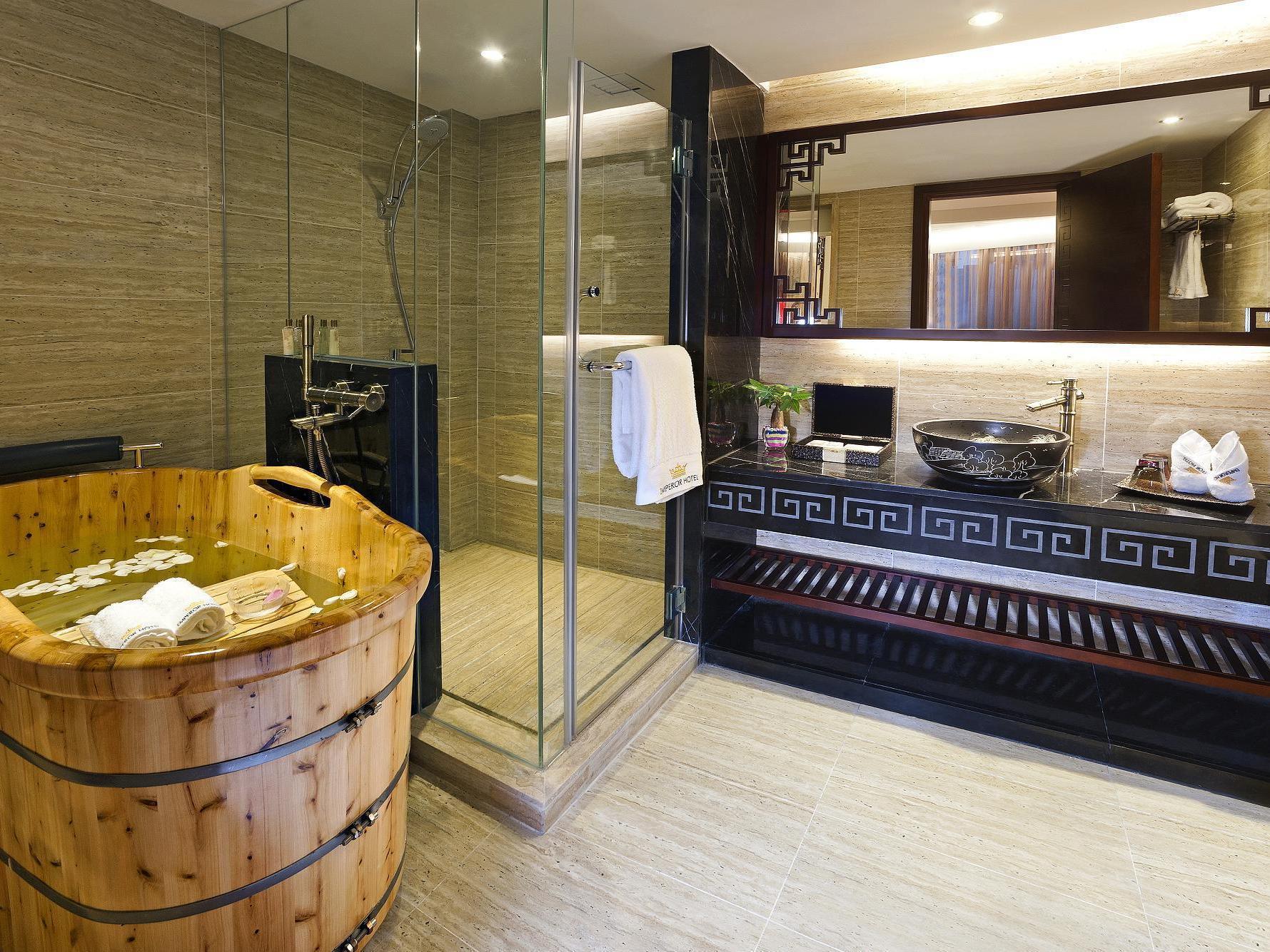 Emperor Hotel