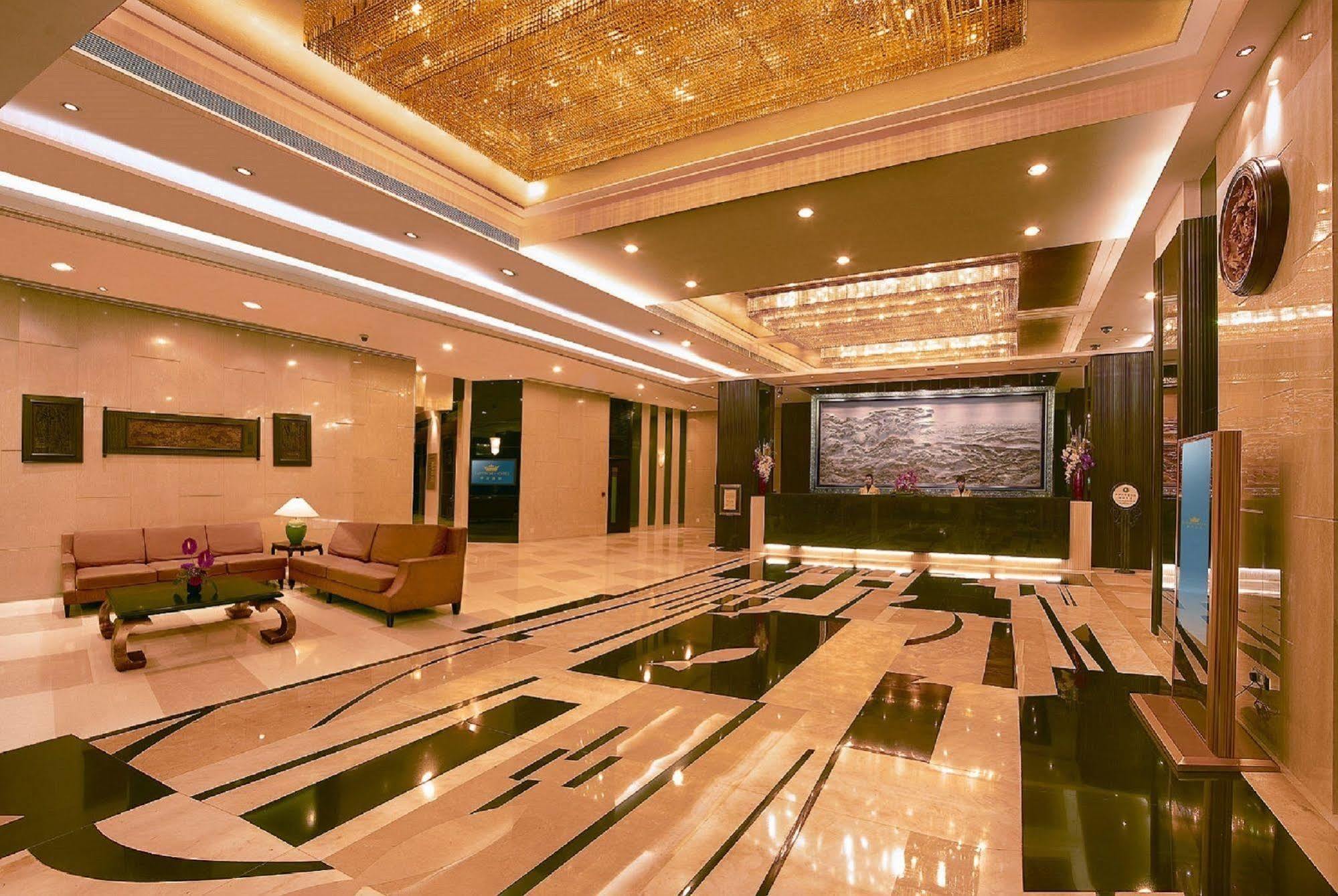 Emperor 3* Macau