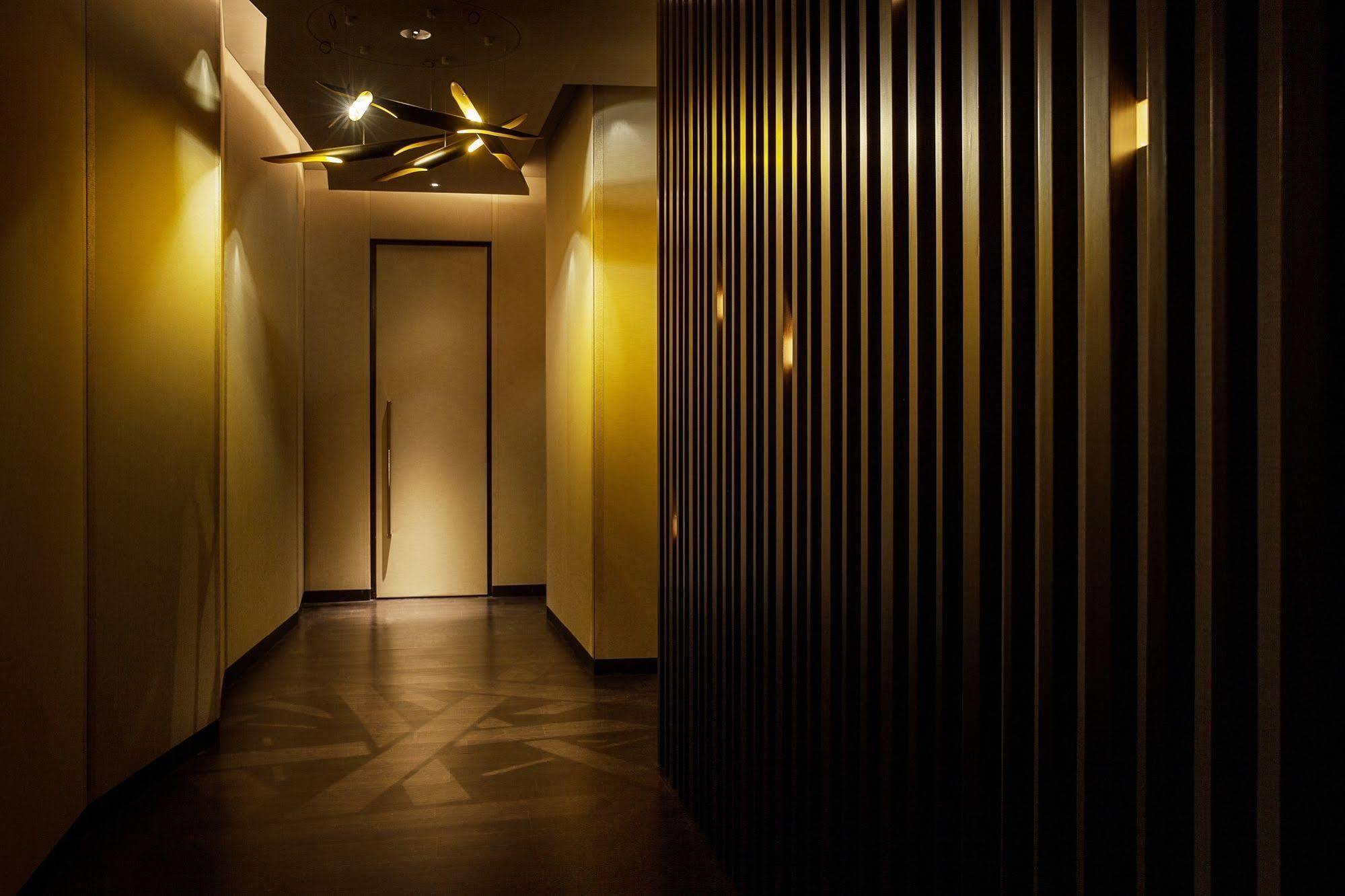 Hotel The Ritz-carlton, 5*