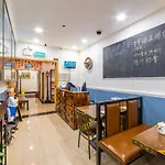 Hotel Cinco Oceanos