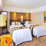 Hotel Beverly Plaza