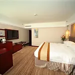 Hotel Beverly Plaza