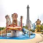 The Parisian Macao