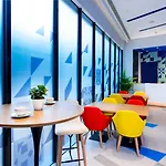 Holiday Inn Express Macau City Centre By Ihg