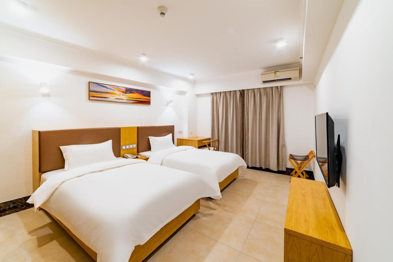 Cinco Oceanos Hotel