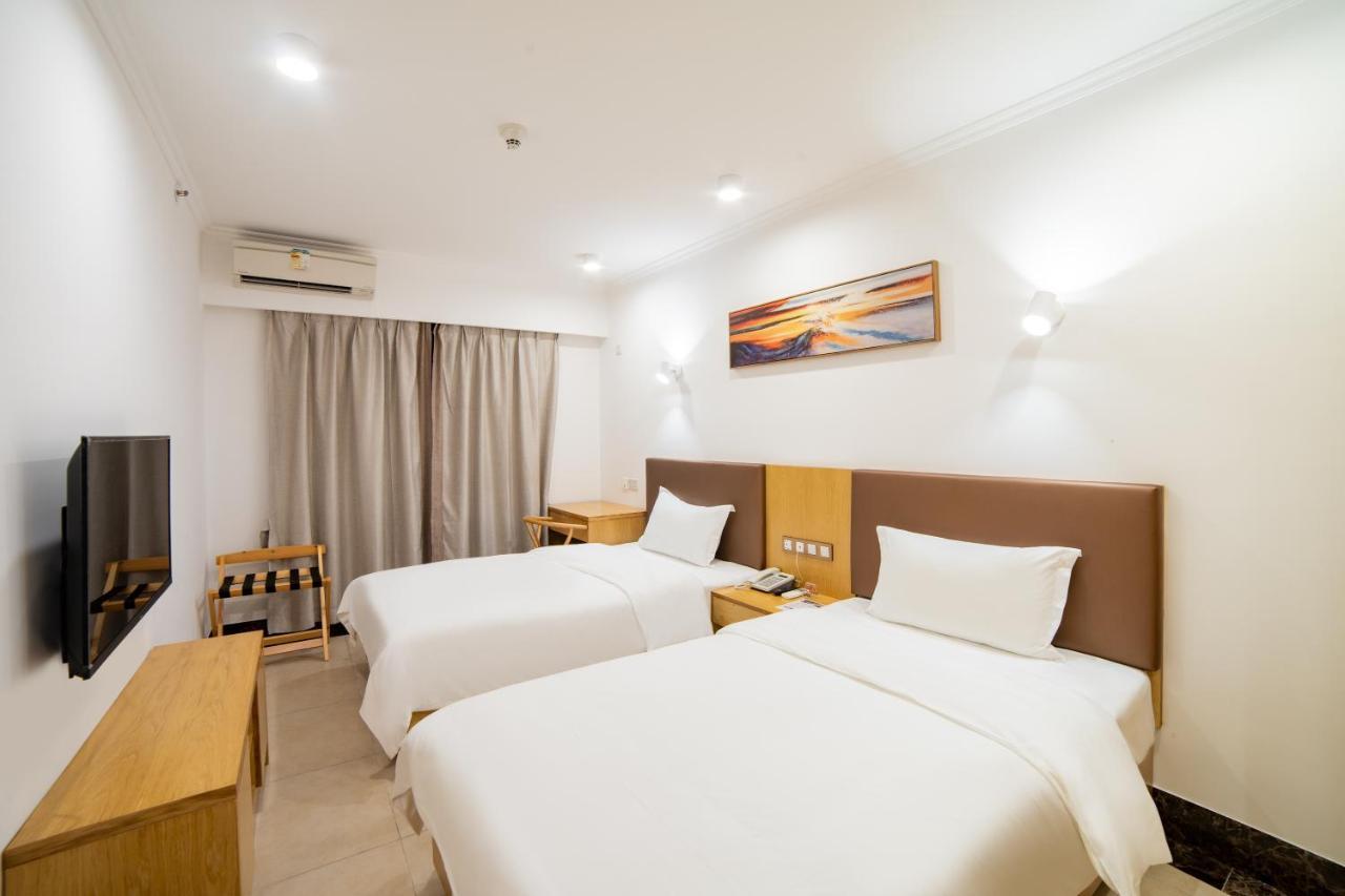 Cinco Oceanos Hotel 3*