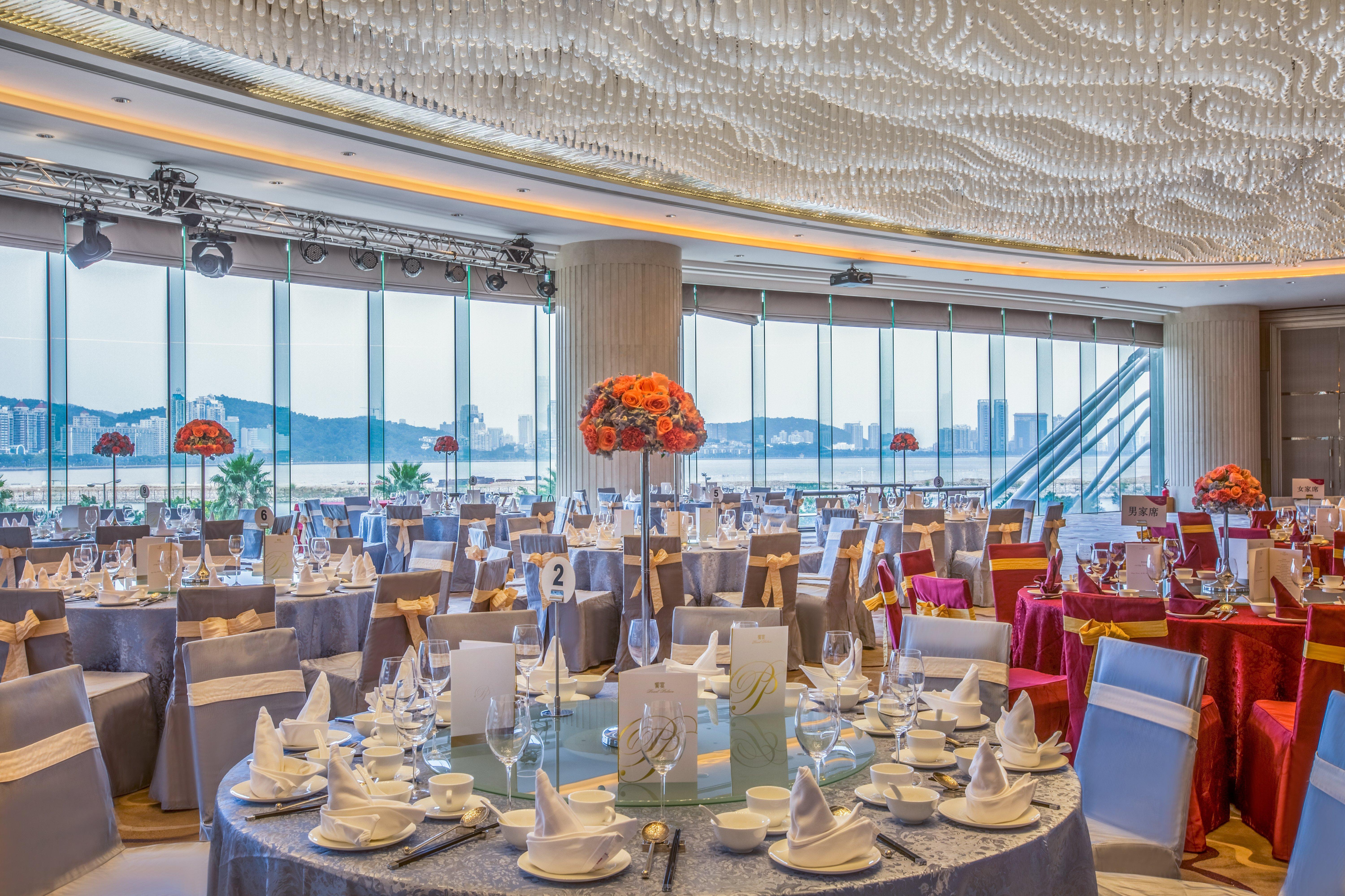 Crowne Plaza By Ihg Resort 5*