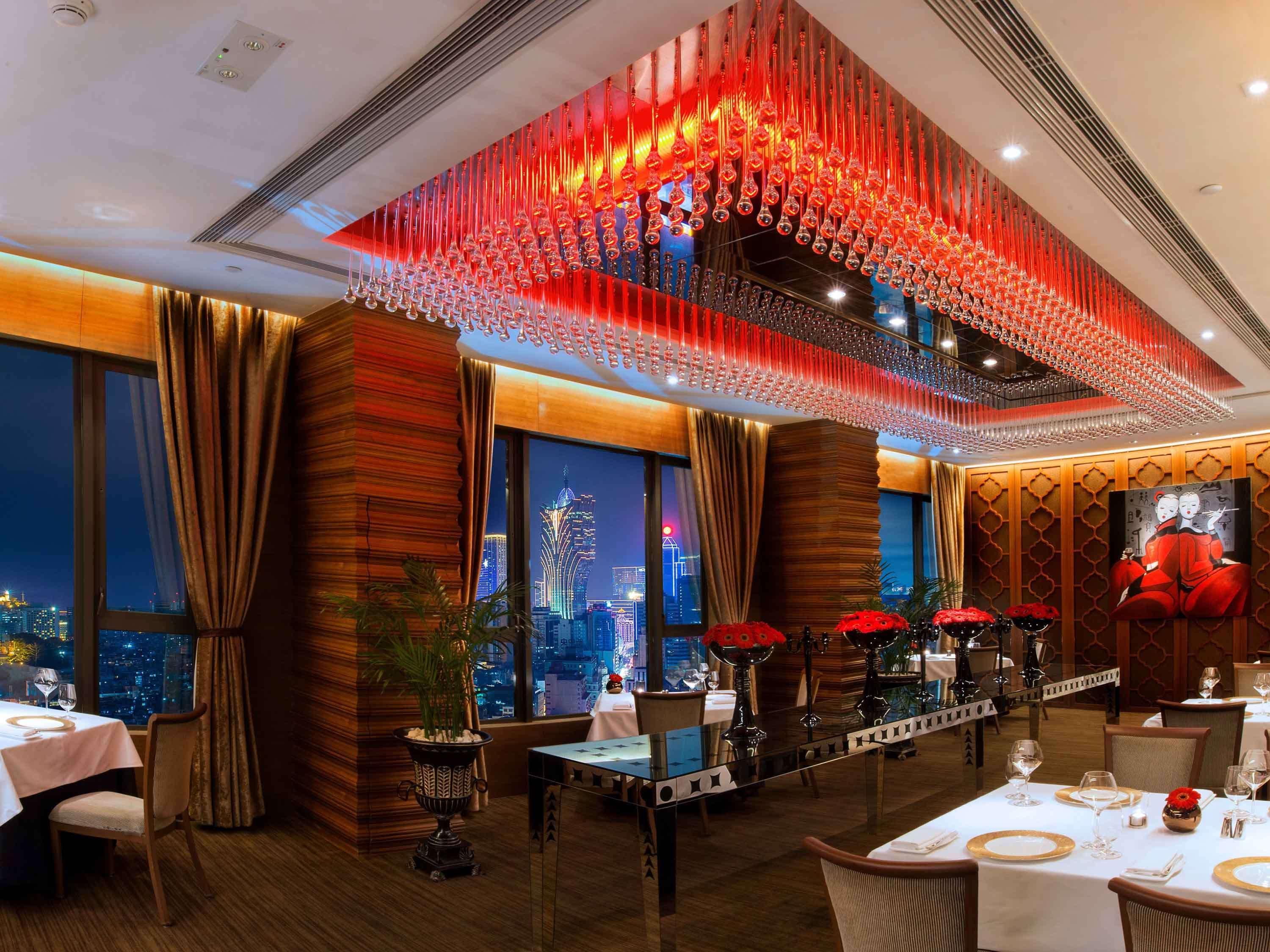 Sofitel At Ponte 16 5*