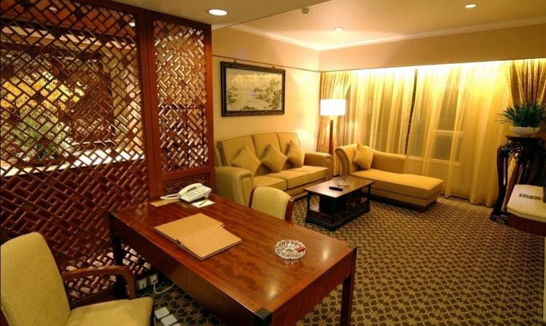 Fortuna Hotel 4*