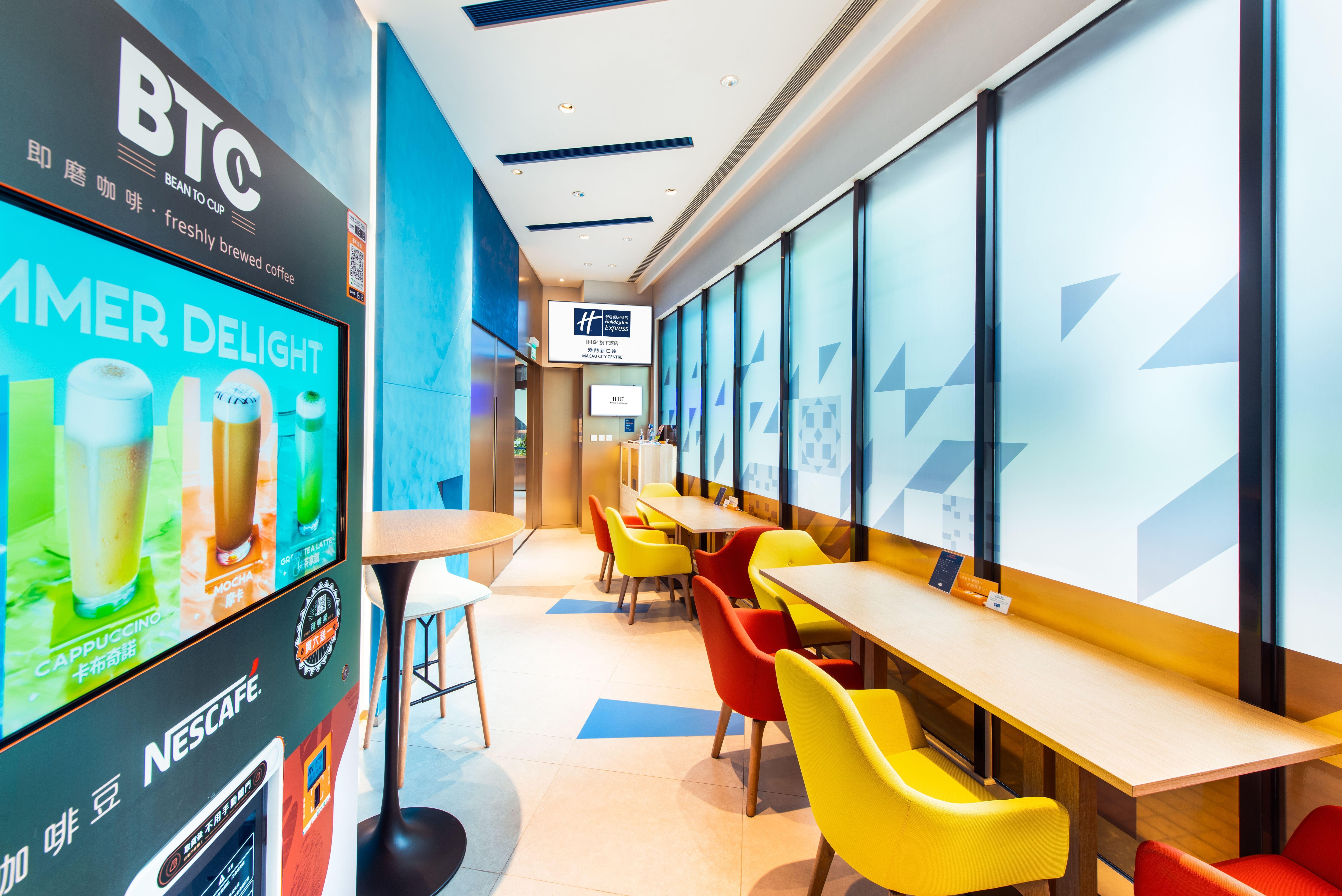 Hotel Express Centre By Ihg