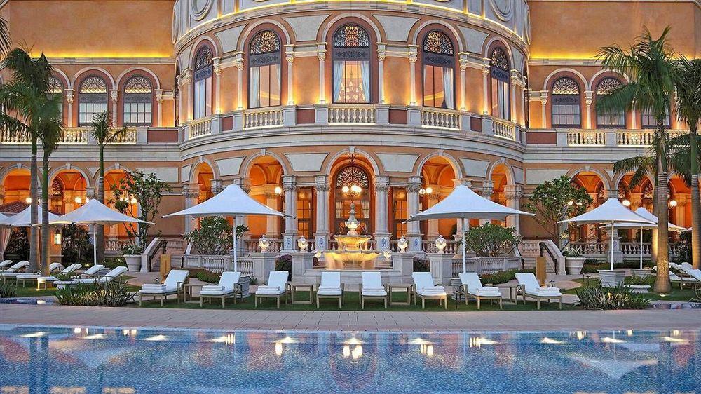 Hotel Four Seasons 5*