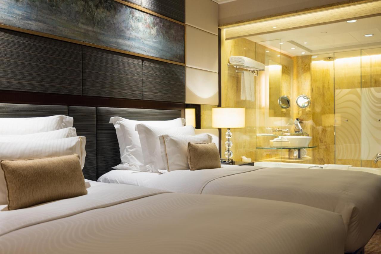 Starworld Hotel