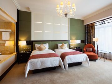 Starworld Hotel 5*