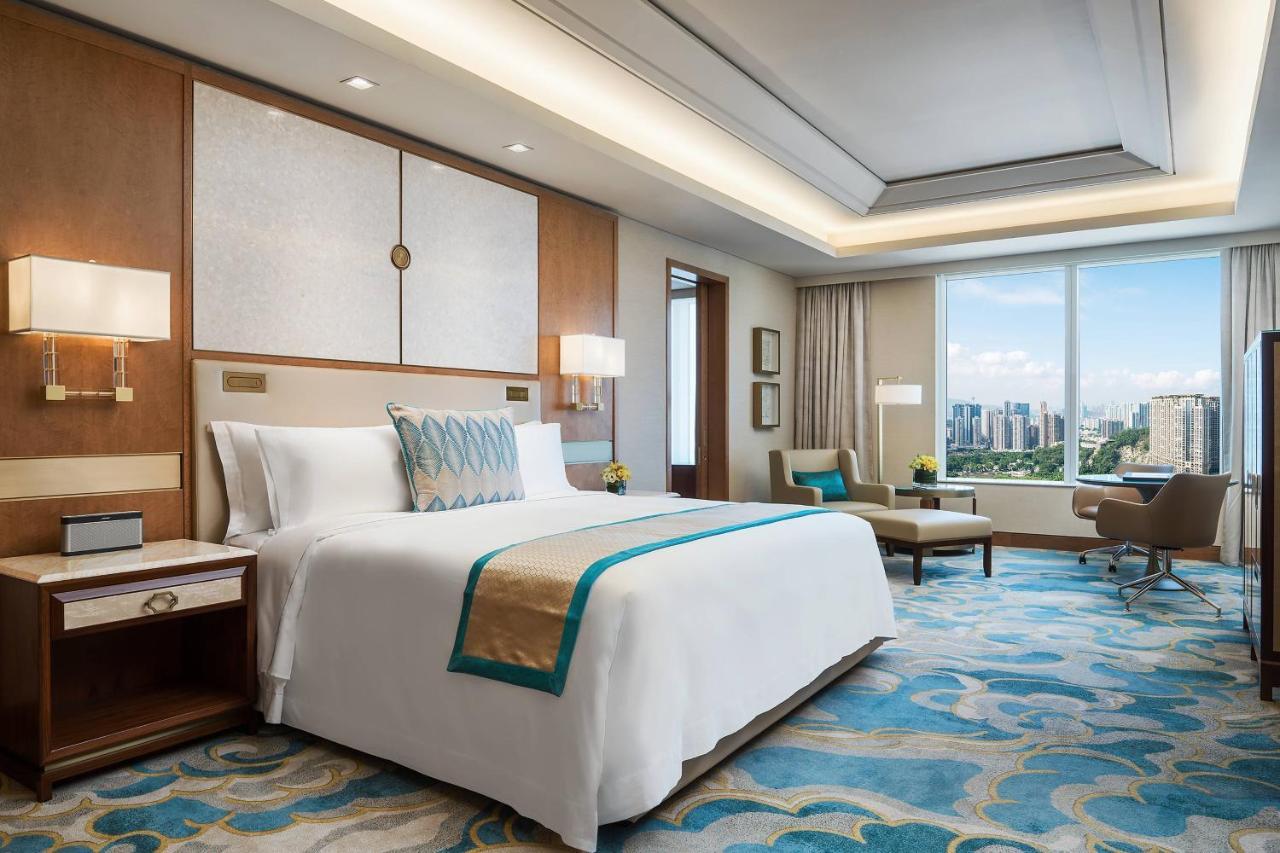 St. Regis 5*