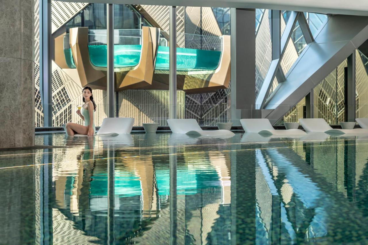 - Epic Tower Hotel Macau