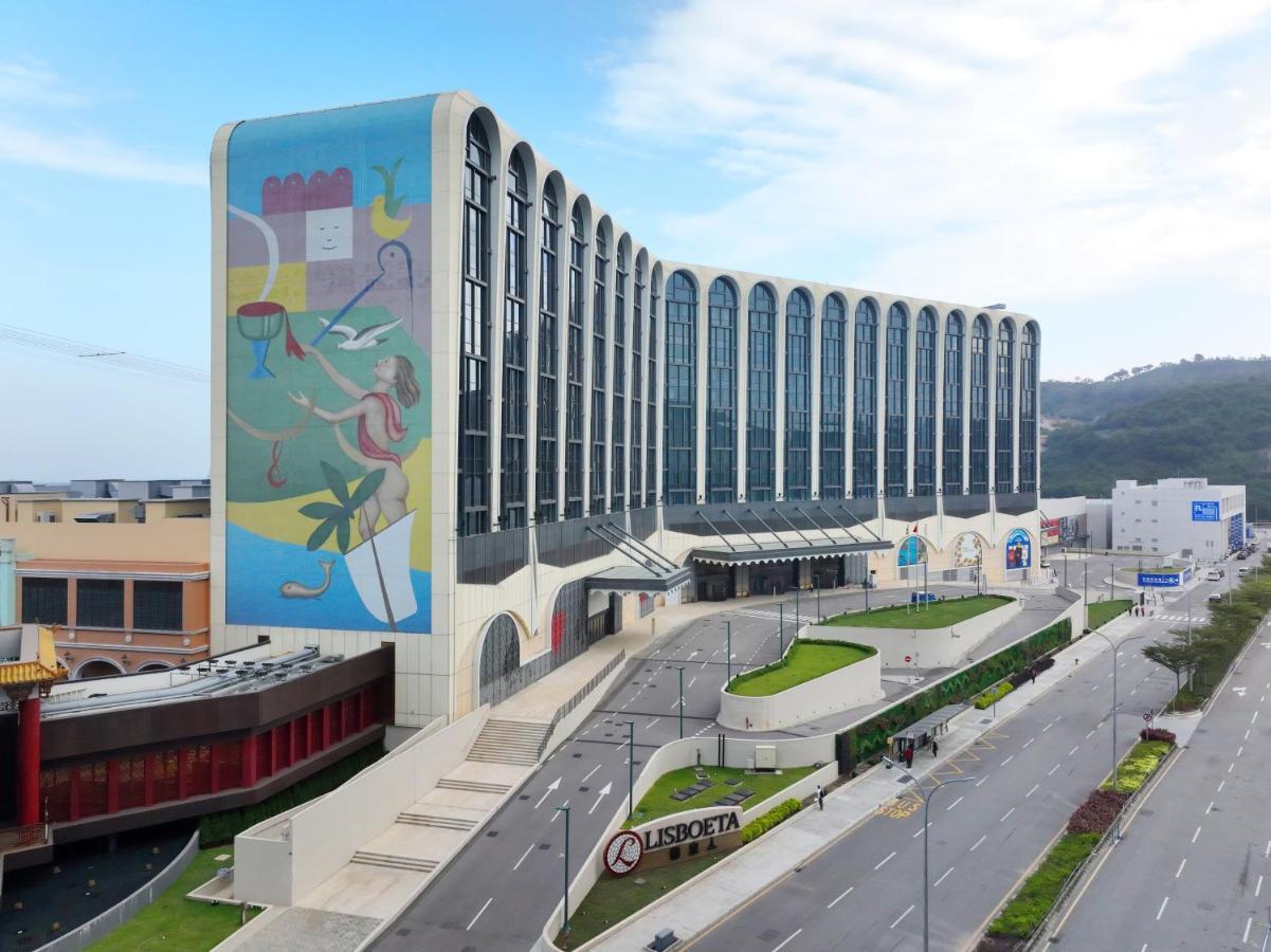 Line Friends Presents Casa De Amigo Macau