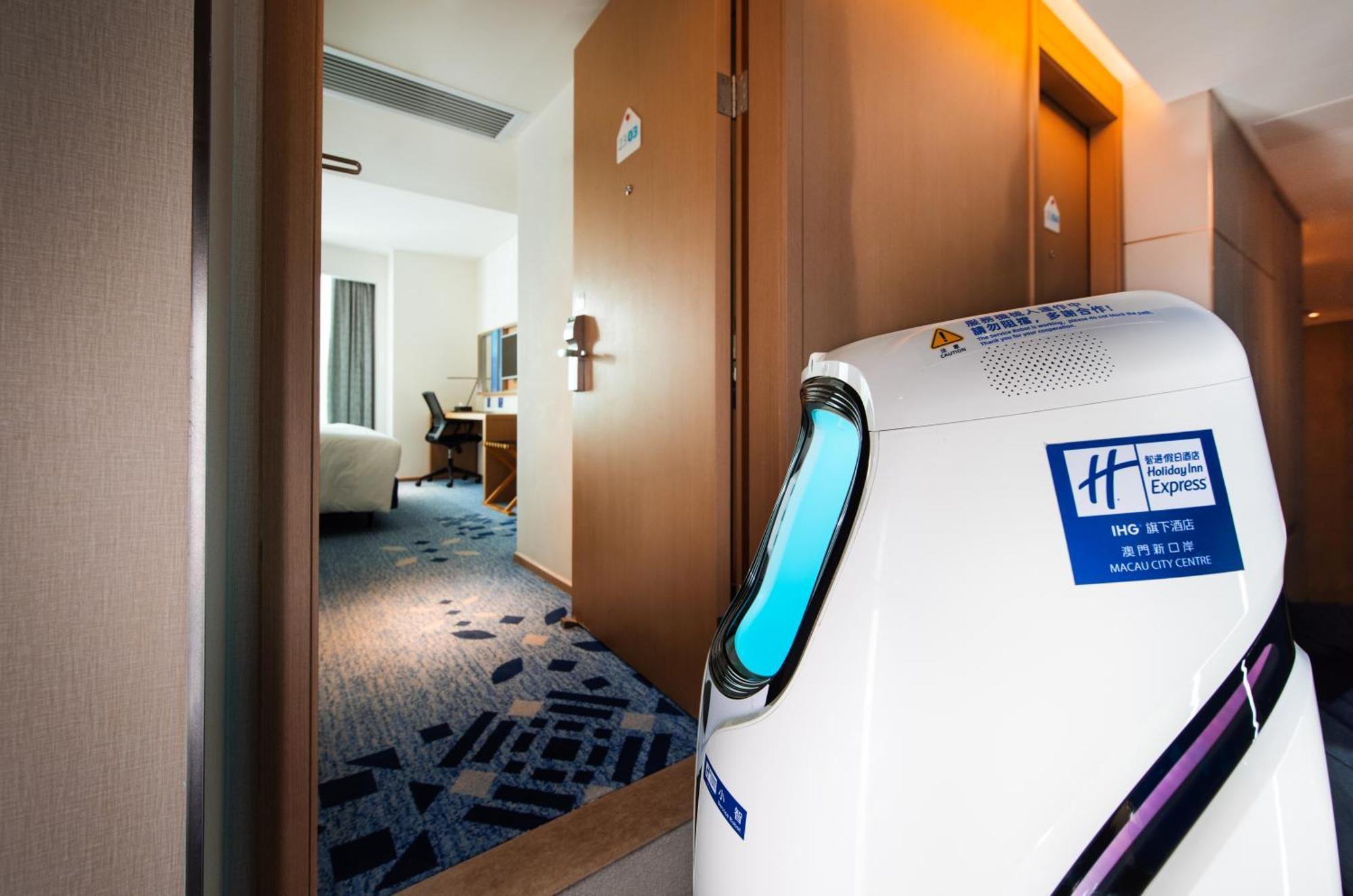 Hotel Express Centre By Ihg 3*