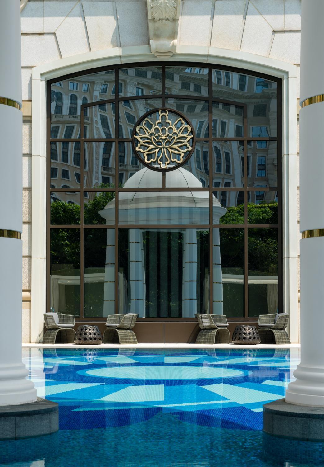 The Karl Lagerfeld 5*