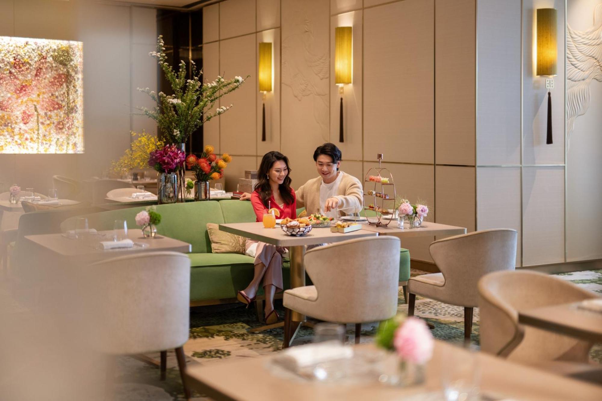 Mandarin Oriental, Khách sạn