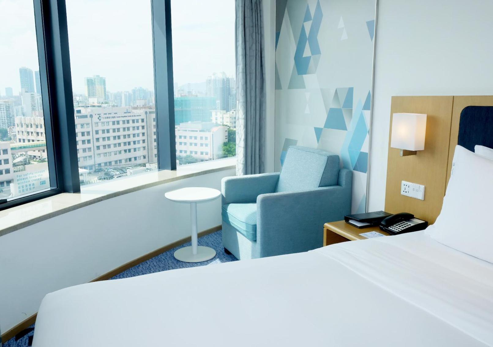 Express Centre By Ihg Hotel