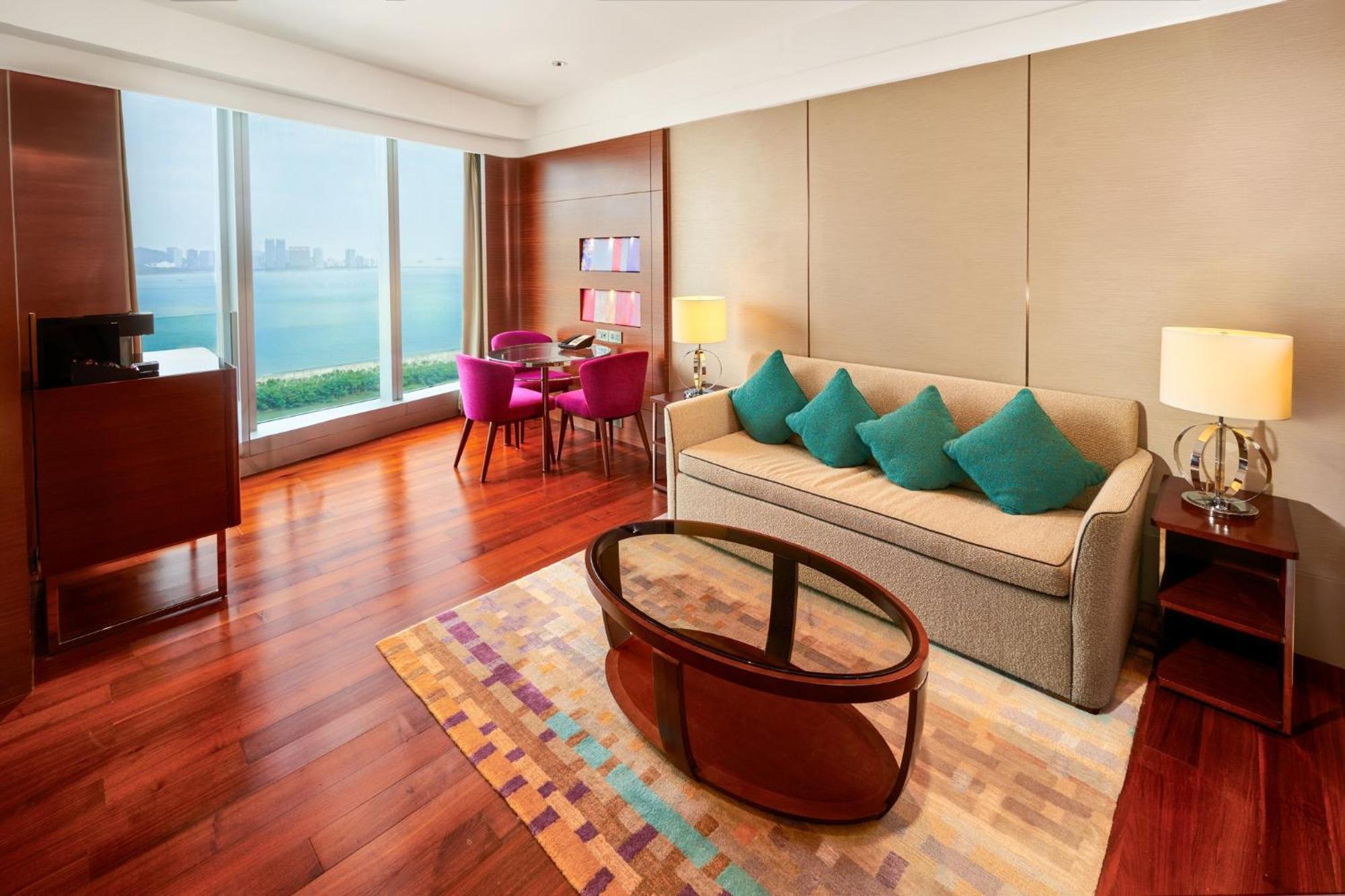 Resort Crowne Plaza By Ihg Macau