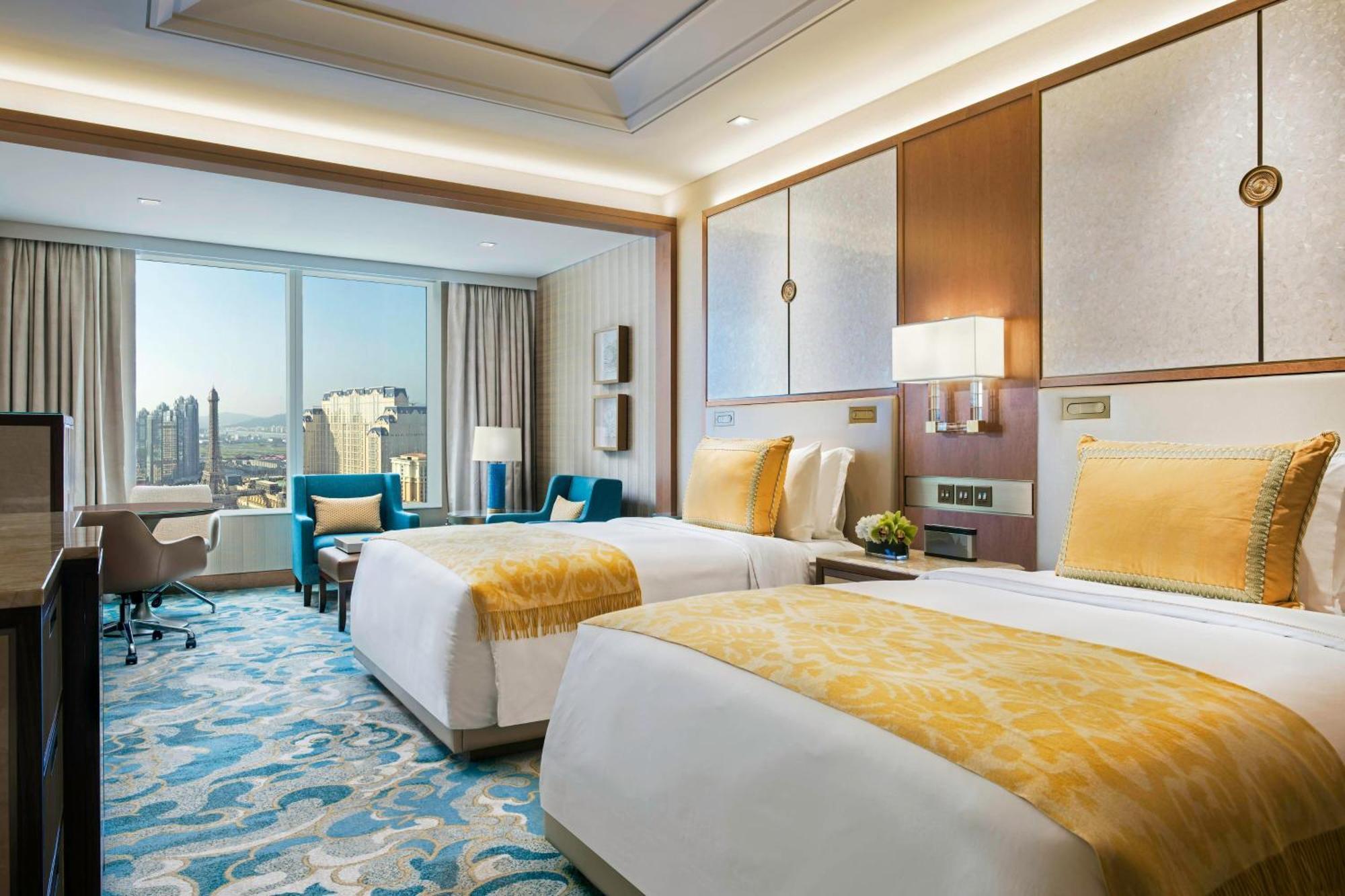 St. Regis 5*