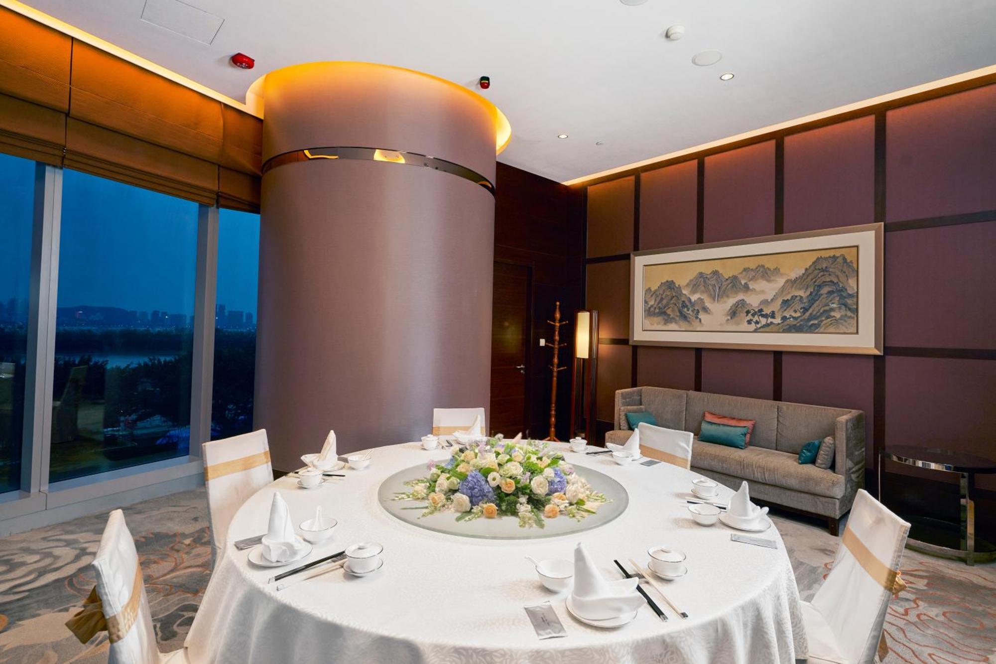 Resort Crowne Plaza By Ihg 5*