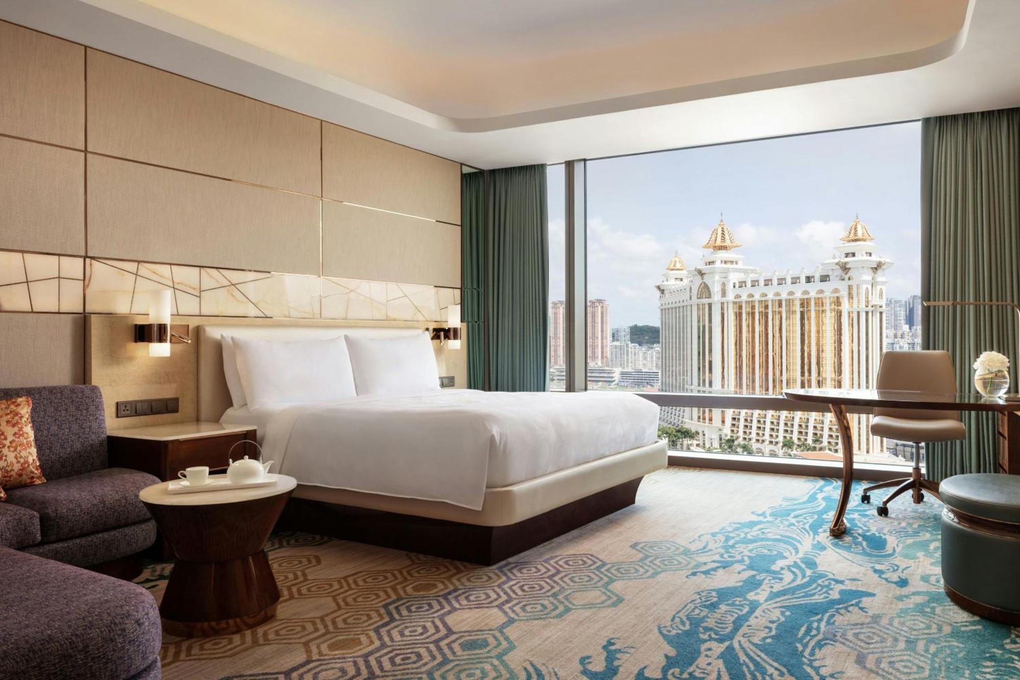 Jw Marriott Hotel 5*