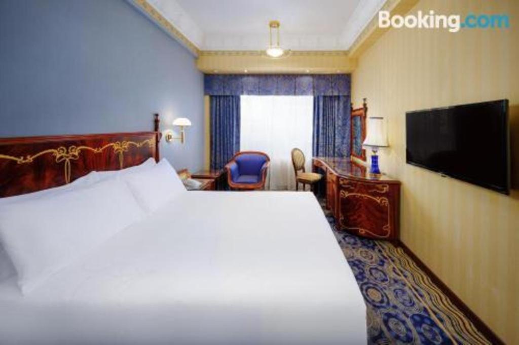 Grand Lisboa Macau Hotel 5*