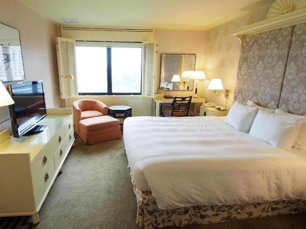Regency Art Hotel 5*