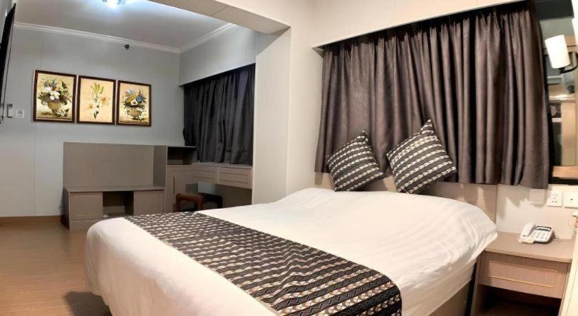 Hotel Holiday Hotel 2*