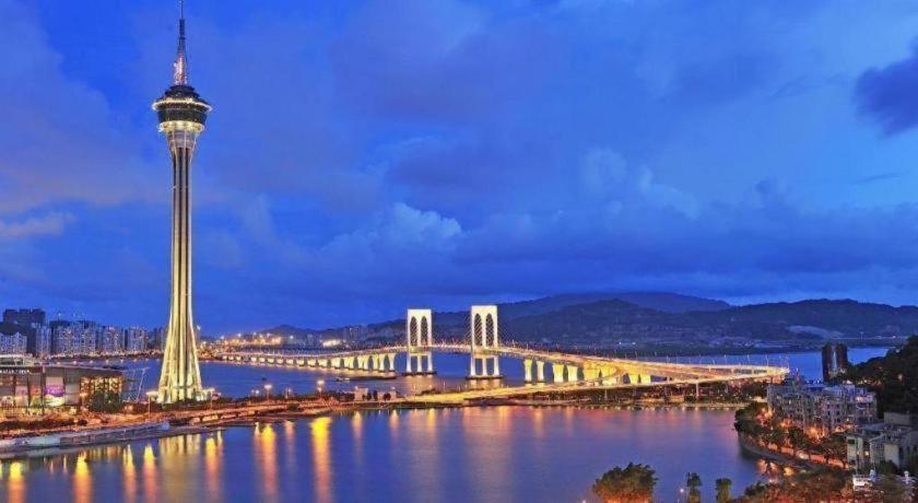 Holiday Hotel 2* Macau