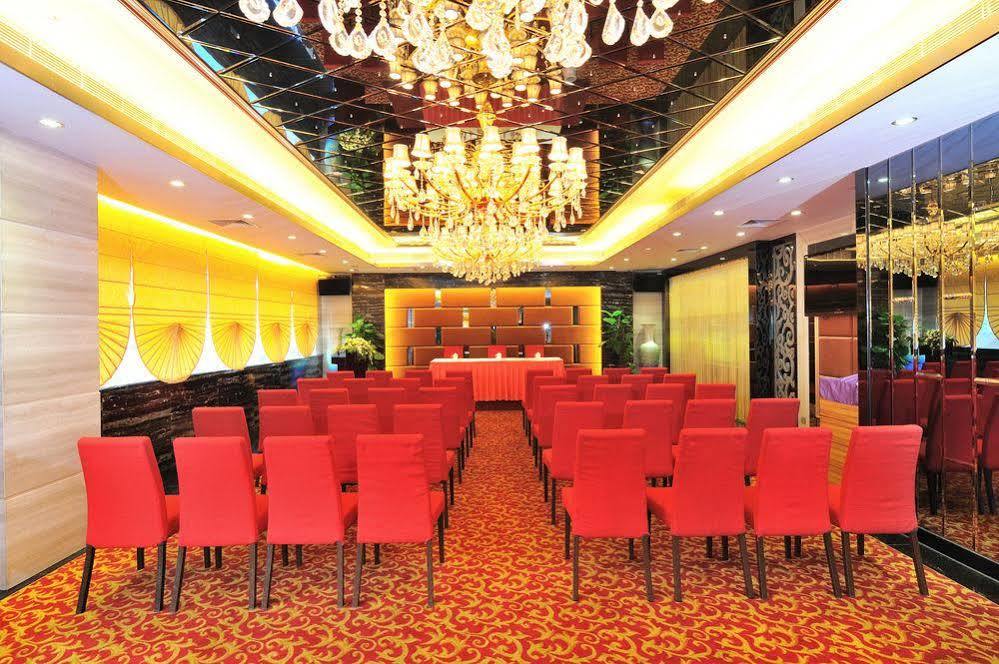 Beverly Plaza 4* Macau