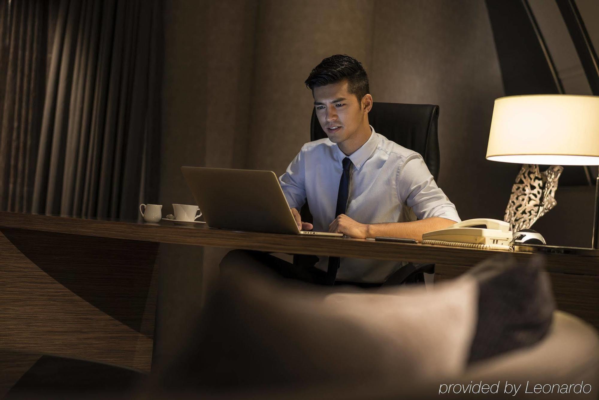 Crowne Plaza By Ihg 5* Macau