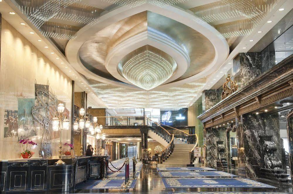 New Orient Landmark Makau
